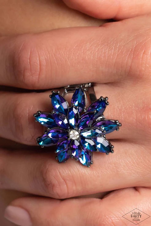 Paparazzi ♥ Am I GLEAMing? 2 - Multi ♥ Ring