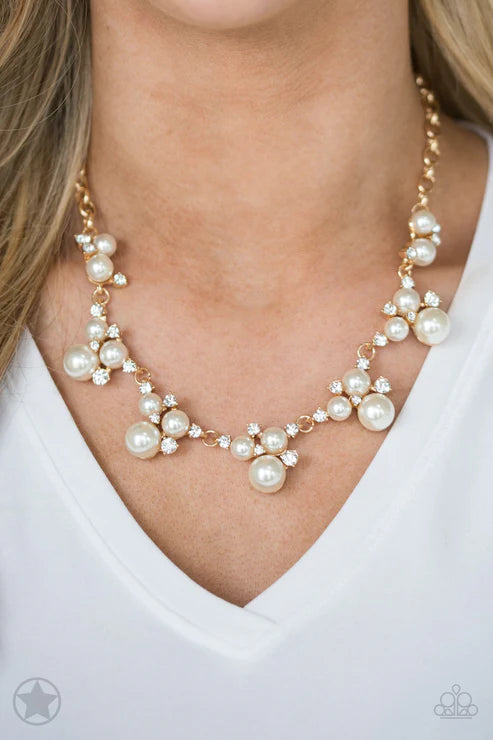 Paparazzi ♥ Toast To Perfection - Gold ♥ Necklace