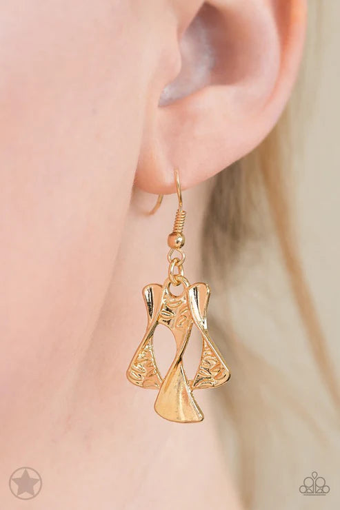 Paparazzi ♥ The Sands of Time - Gold ♥ Necklace
