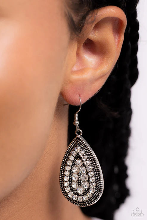 Paparazzi ♥ Interstellar Idol - White ♥ Earrings