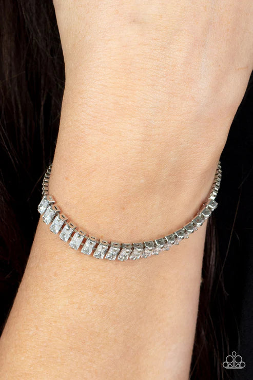 Paparazzi ♥ Glitz and Glimmer - White ♥ Bracelet