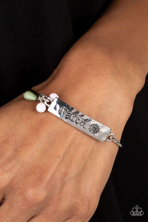 Paparazzi ♥ Flirting with Faith - Green ♥ Bracelet