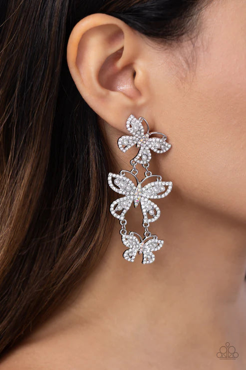 Paparazzi ♥ Fluttering Finale - White ♥ Post Earrings