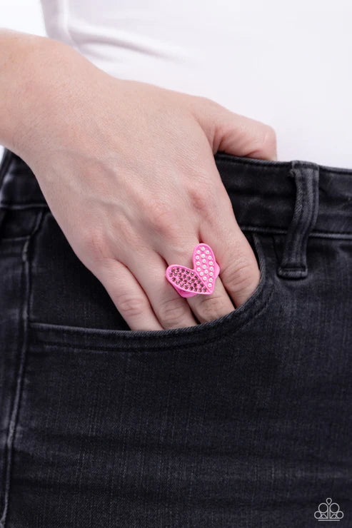 Paparazzi ♥ Hometown Heart - Pink ♥ Ring