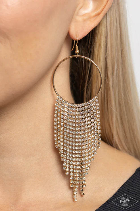 Paparazzi ♥ Streamlined Shimmer - Gold ♥ Earrings
