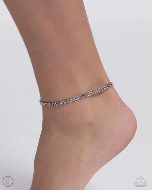 Paparazzi ♥ Dainty Declaration - White ♥ Anklet