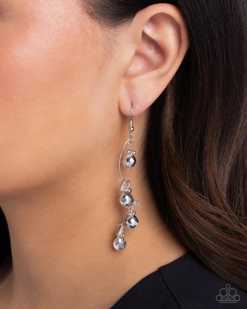 Paparazzi ♥ Seize the Sway - Silver ♥ Earrings