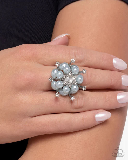 Paparazzi ♥ Hopeful Heirloom - Blue ♥ Ring