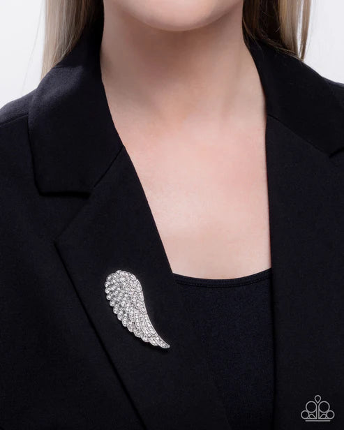 Paparazzi ♥ Angelic Affection - White ♥ Brooch