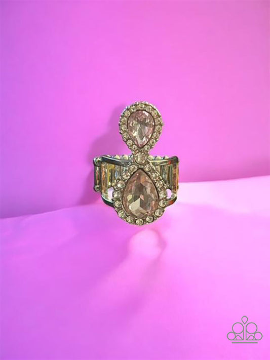 Paparazzi ♥ Majestic Manifestation - Pink ♥ Ring