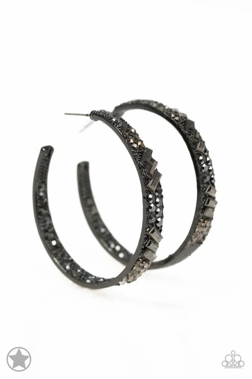 Paparazzi ♥ GLITZY By Association - Black ♥ Earrings