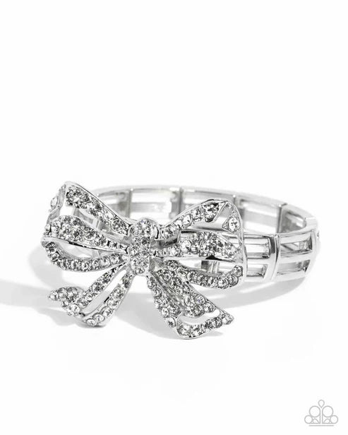 Paparazzi ♥ Its All A-BOW-t Me - White ♥ Bracelet
