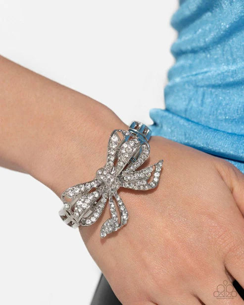 Paparazzi ♥ Its All A-BOW-t Me - White ♥ Bracelet