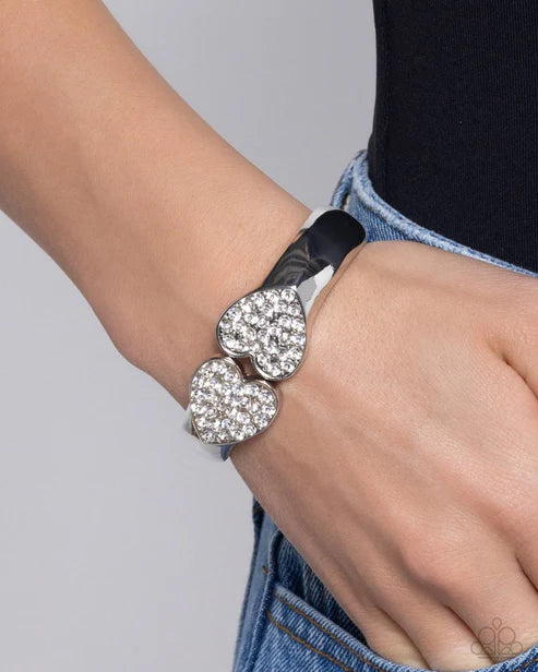 Paparazzi ♥ Romantic Rhapsody - White ♥ Bracelet