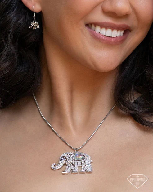 Paparazzi ♥ Unforgettable Shimmer - Multi ♥ Necklace