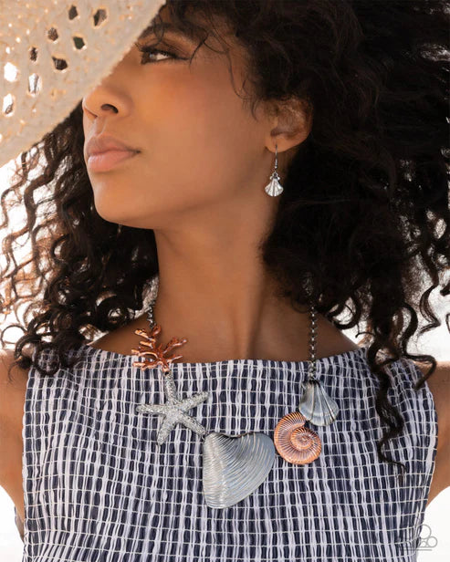 Paparazzi ♥ Along the Reef - Silver ♥ Necklace