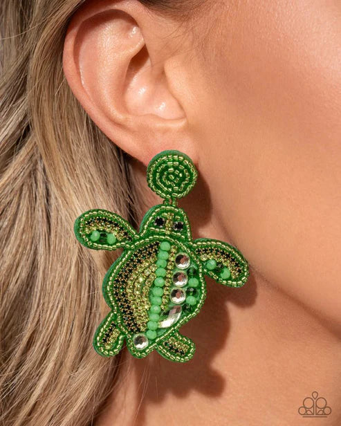 Paparazzi ♥ Turtle Tapestry - Green ♥ Post Earrings