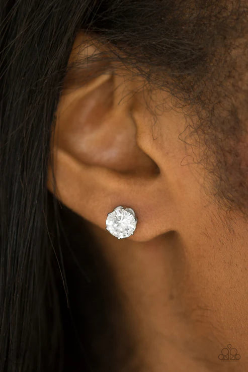 Paparazzi ♥ Just In TIMELESS - White ♥ Post Earrings