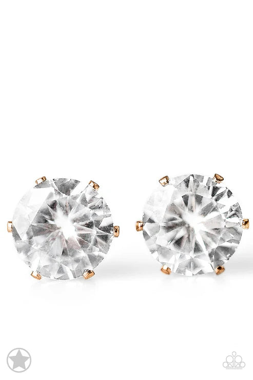 Paparazzi ♥ Just In TIMELESS - Gold ♥ Post Earrings