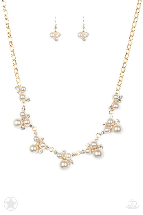 Paparazzi ♥ Toast To Perfection - Gold ♥ Necklace