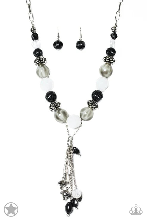 Paparazzi ♥ Break A Leg! ♥ Necklace