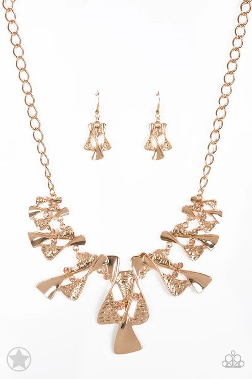 Paparazzi ♥ The Sands of Time - Gold ♥ Necklace