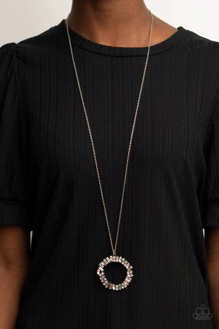 Paparazzi ♥ Wreathed in Wealth - Pink ♥ Necklace