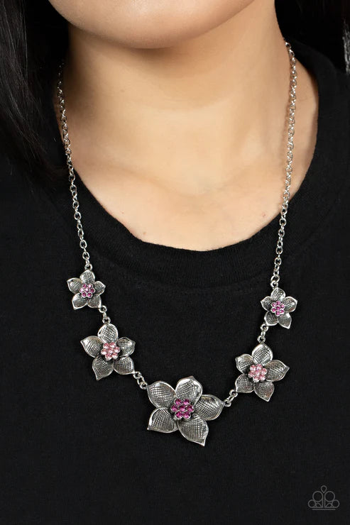 Paparazzi ♥ Wallflower Wonderland - Pink ♥ Necklace