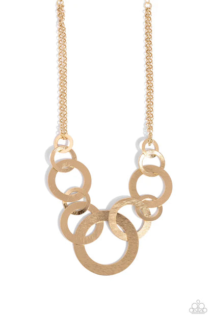 Paparazzi ♥ Uptown Links - Gold ♥ Necklace