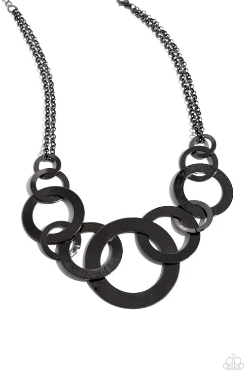 Paparazzi ♥ Uptown Links - Black ♥ Necklace