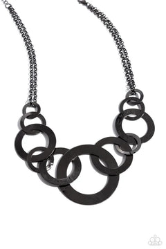 Paparazzi ♥ Uptown Links - Black ♥ Necklace