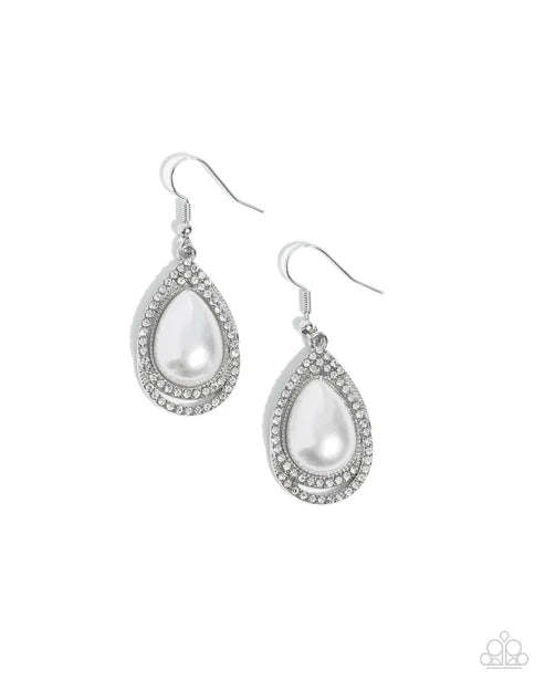 Paparazzi ♥ Effortless Elegance - White ♥ Earrings