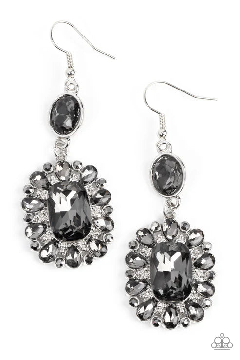 Paparazzi ♥ Capriciously Cosmopolitan - Silver ♥ Earrings