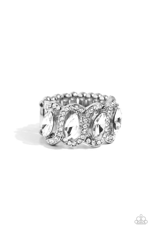 Paparazzi ♥ Staggering Sparkle - White ♥ Ring