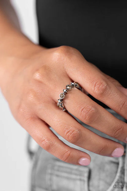 Paparazzi ♥ Modestly Modern - Brown ♥ Ring