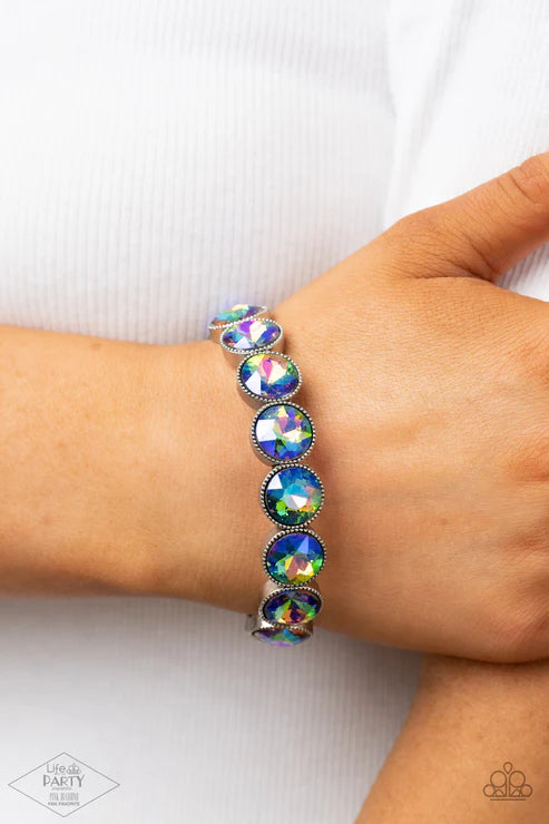 Paparazzi ♥ Number One Knockout - Multi ♥ Bracelet