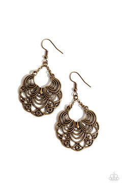 Paparazzi ♥ Frilly Finesse - Brass ♥ Earrings