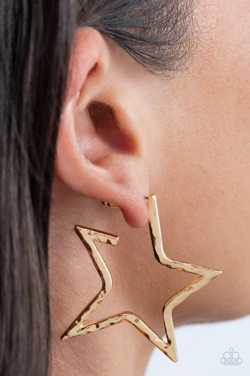 Paparazzi ♥ All-Star Attitude - Gold ♥ Earrings