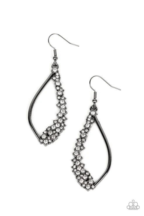 Paparazzi ♥ Sparkly Side Effects - Black ♥ Earrings