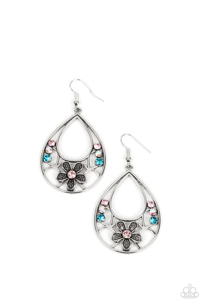 Paparazzi ♥ Meadow Marvel - Multi ♥ Earrings