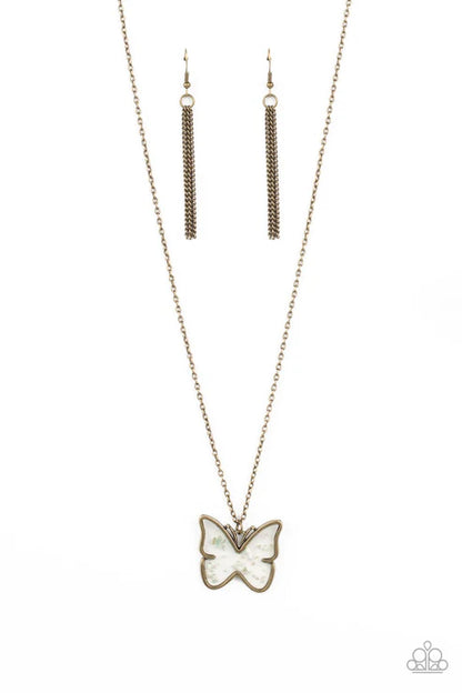 Paparazzi ♥ Gives Me Butterflies - Brass ♥ Necklace
