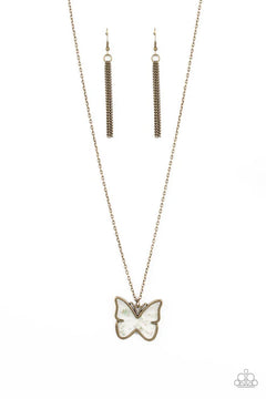 Paparazzi ♥ Gives Me Butterflies - Brass ♥ Necklace