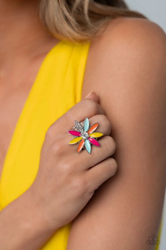 Paparazzi ♥ Lily Lei - Multi ♥ Ring