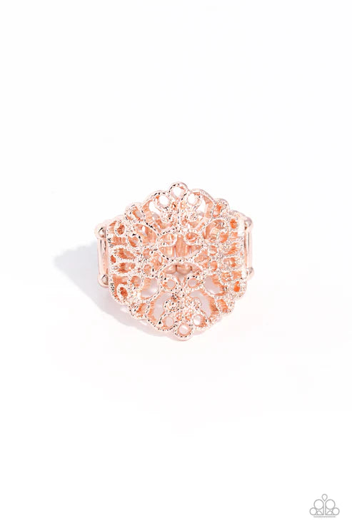 Paparazzi ♥ Glistening Gentry - Rose Gold ♥ Ring