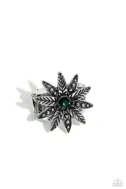 Paparazzi ♥ Sunflower Season - Green ♥ Ring