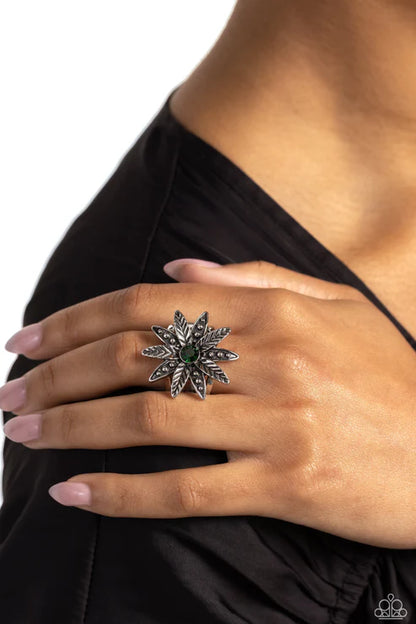 Paparazzi ♥ Sunflower Season - Green ♥ Ring