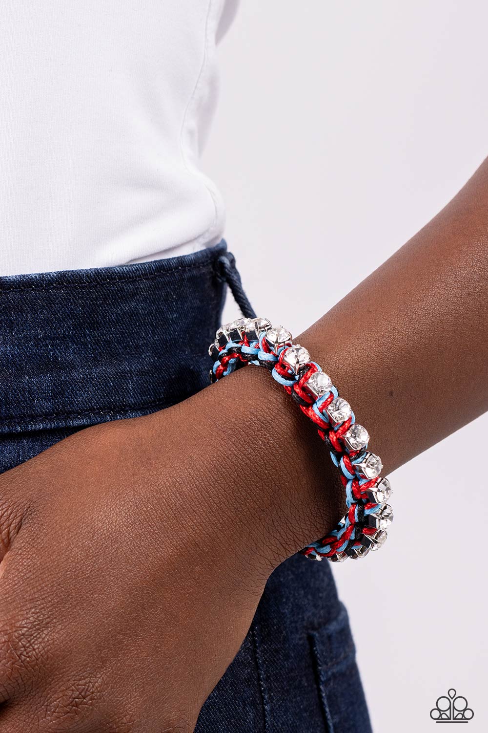 Paparazzi ♥ The Next Big STRING - Black ♥ Bracelet