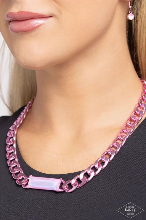 Paparazzi ♥ Urban Royalty - Pink ♥ Necklace