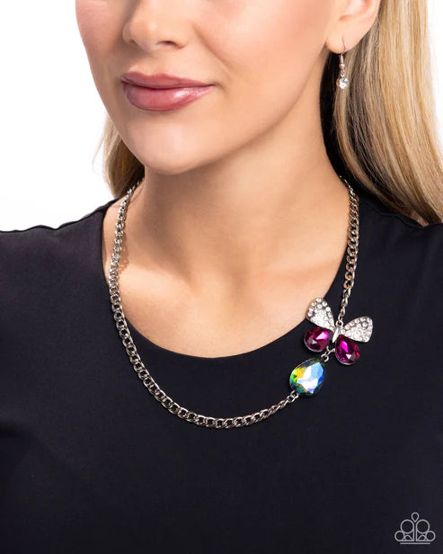 Paparazzi ♥ Fluttering Finesse - Multi ♥ Necklace