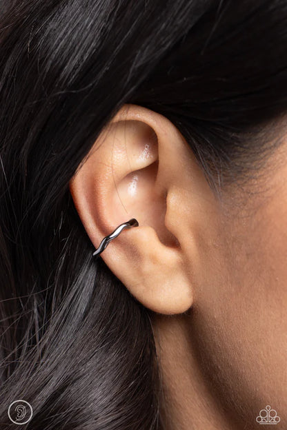 Paparazzi ♥ Enigmatic Echo - Black ♥ Post Earrings